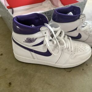 Jordan 1 metallic purple